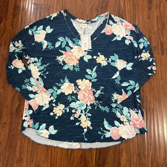 NWT LuLaRoe Vicki Raw Edge Long Sleeve V-Neck Top Size 3XL - Picture 1 of 7